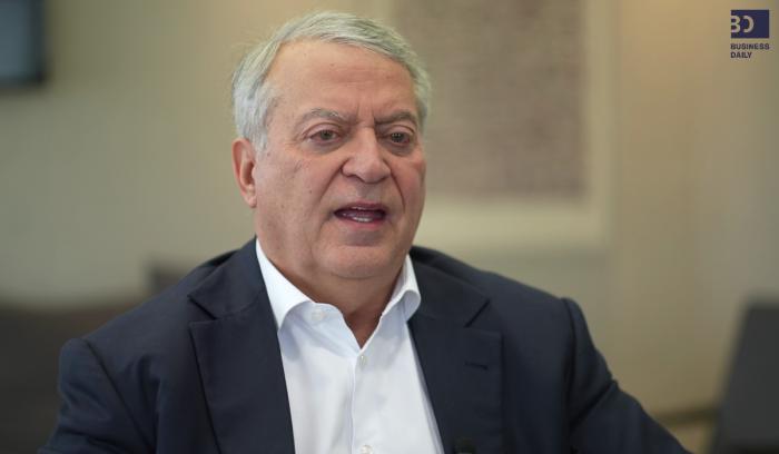 Ταμβακάκης