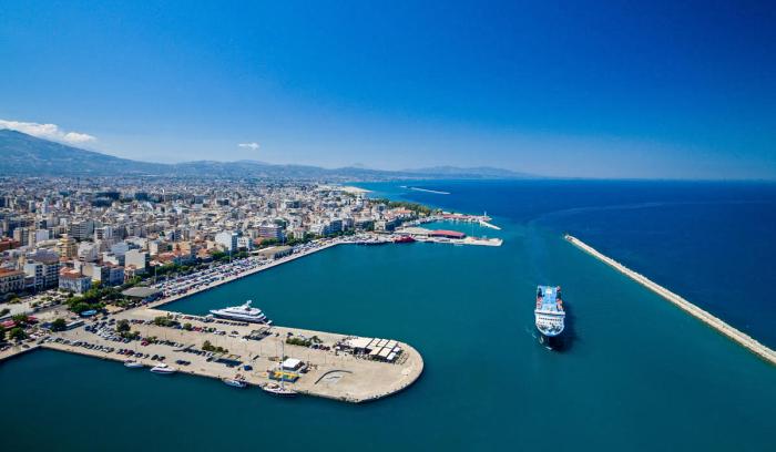 Τραυλού: Η ασφάλεια των ναυτικών είναι παγκόσμια ευθύνη λιμάνι Πάτρας αεροφωτογραφία