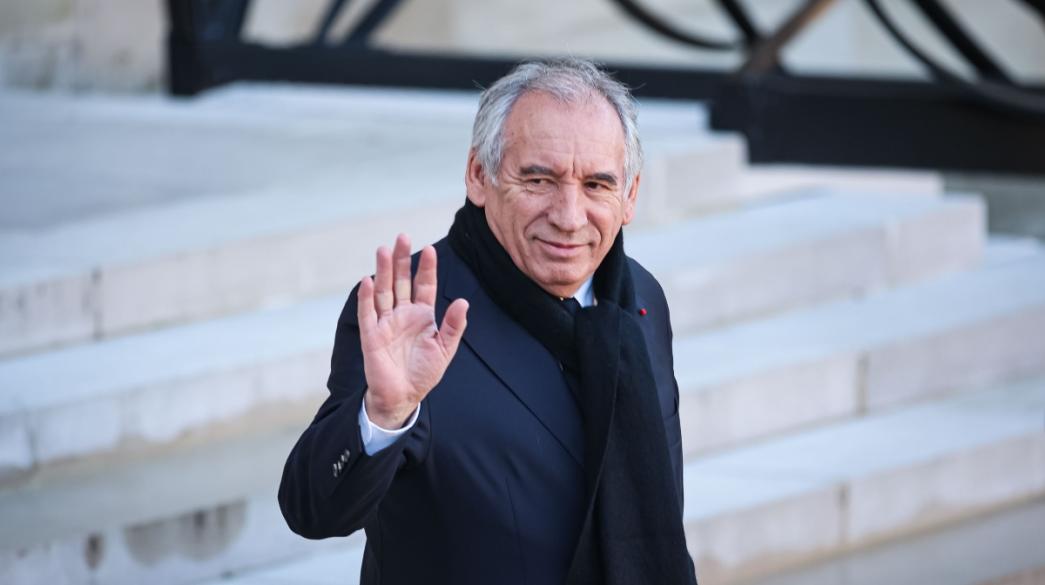 Ο Μπαιρού πρωθυπουργός της Γαλλίας