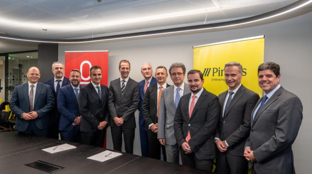 Τρ. Πειραιώς, Oracle