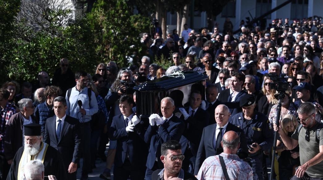 Εξόδιος ακολουθία Σαββόπουλου