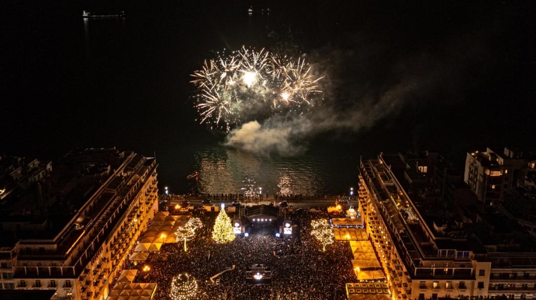 Χριστουγεννιάτικα πυροτεχνήματα Θεσσαλονίκης