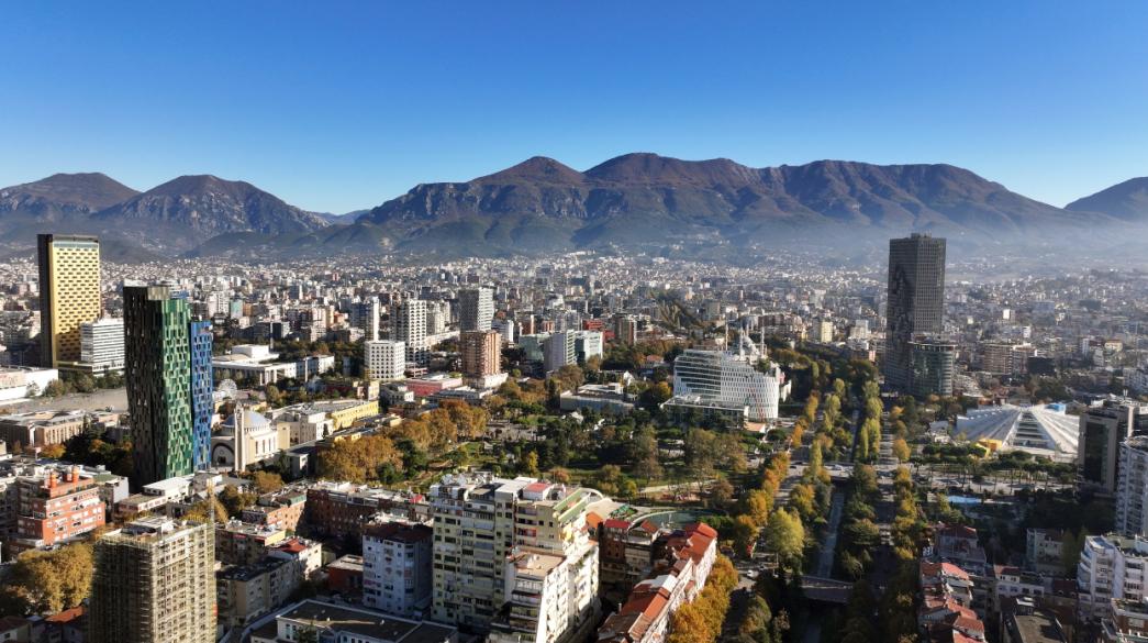 Τίρανα, Αλβανία