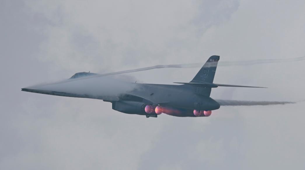 B-1B