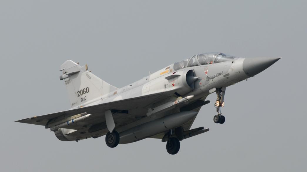 Αεροπλάνο mirage 2000-5
