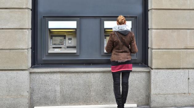 ATM σε τράπεζα