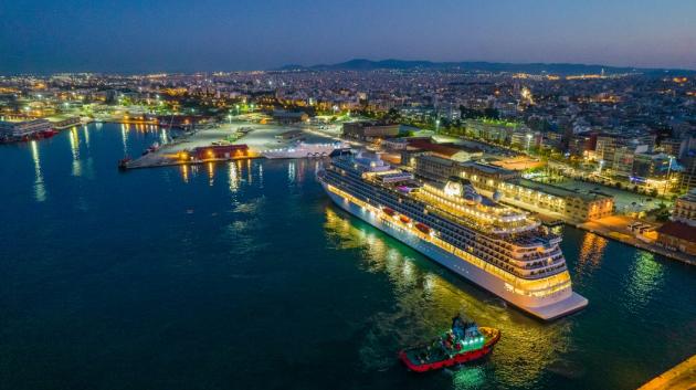 Κρουαζιερόπλοιο στο λιμάνι Θεσσαλονίκης