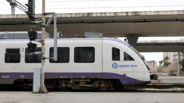 Τρένο Hellenic Train σταθμός