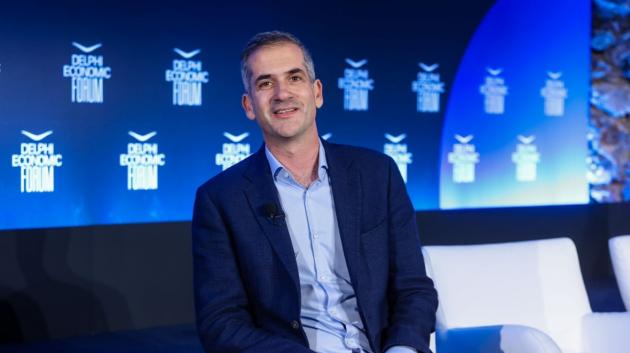 Κώστας Μπακογιάννης πορτρέτο