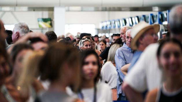 Ουρά στο αεροδρόμιο