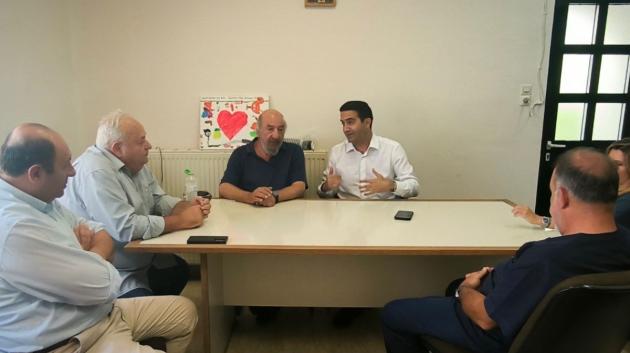 Συζήτηση μελών τραπέζι