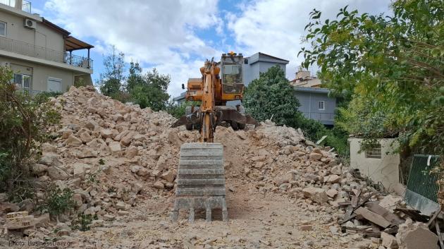 Κατεδάφιση κτιρίου έργο