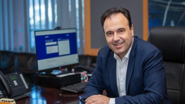 Δημήτρης Παπαστεργίου γραφείο