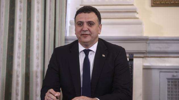 Βασίλης Κικίλιας πορτρέτο