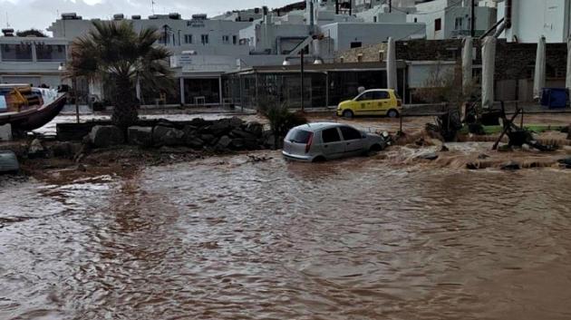 Πλημμύρα στη Μύκονο