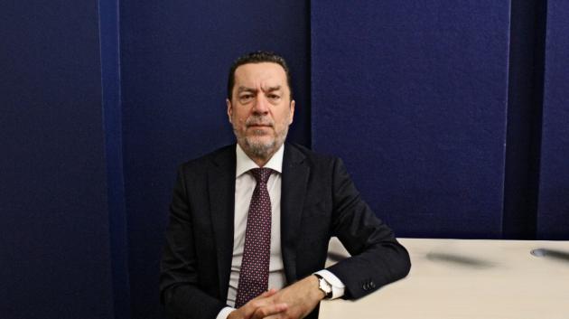 Μάνος Δροσατάκης Μάνος Δροσατάκης