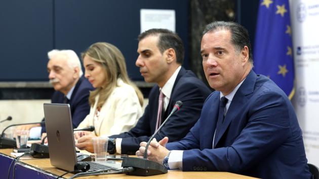 Άδωνις Γεωργιάδης