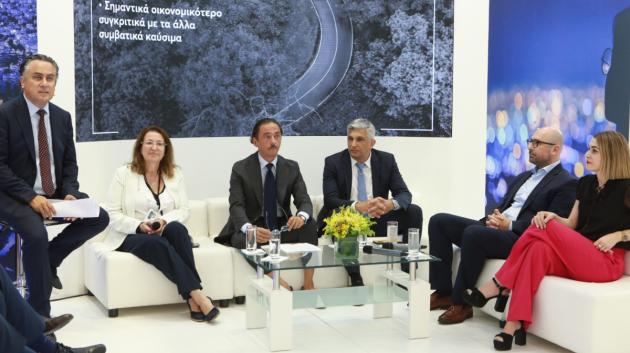 Σύσκεψη επιχειρηματιών πάνελ