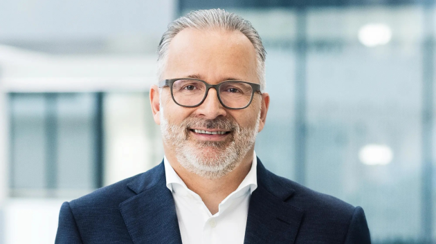 Κάρστεν Κνόμπελ