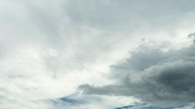 Σύννεφα πριν τη βροχή