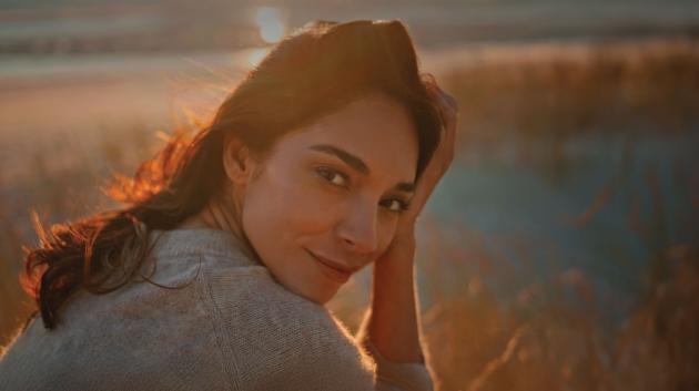 Χαρούμενη γυναίκα