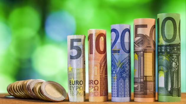 Χαρτονομίσματα και κέρματα ευρώ