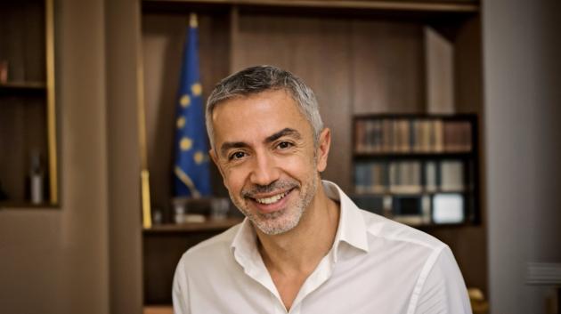 Μανώλης Καραπιδάκης