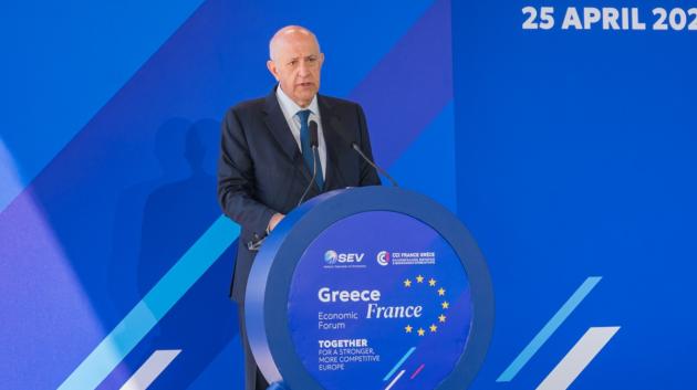 Ομιλητής σε φόρουμ