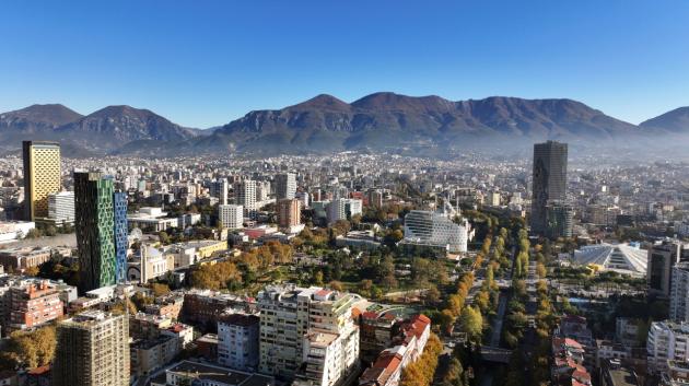 Τίρανα, Αλβανία