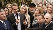 businessdaily-Mitsotakis-Axarnai-Menidi