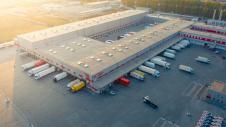 Αποθήκη logistics υπερυψωμένηκέντρο logistics αποθήκη