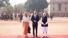 businessdaily-Mitsotakis-Narendra Modi