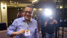 Σωκράτης Φάμελλος χαμογελαστός