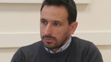 Καθηγητής σε συνέντευξη