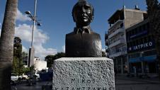 Προτομή Νίκου Καζαντζάκη σε δημόσιο χώρο Προτομή Νίκος Καζαντζάκης