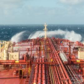 Δεξαμενόπλοιο στη θάλασσα