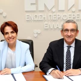 Δύο στελέχη υπογράφουν