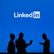 Λογότυπο LinkedIn σε μπλε φόντο